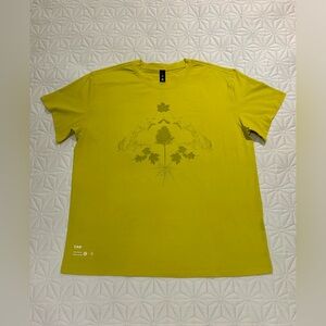 Lululemon shirt size 12 Team Canada in Yellow size XL
